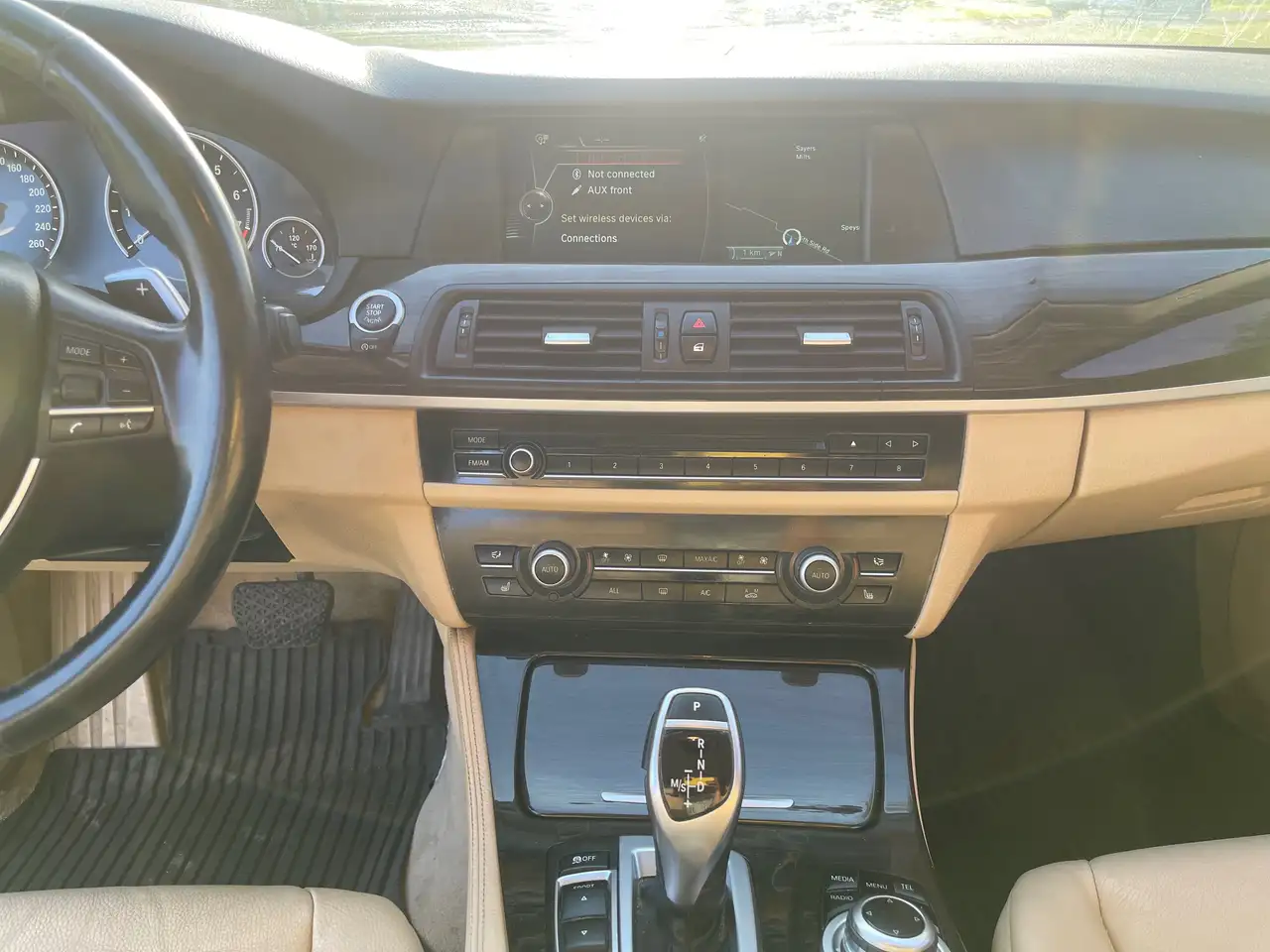 BMW 5 Series photo BMW 5 Series
