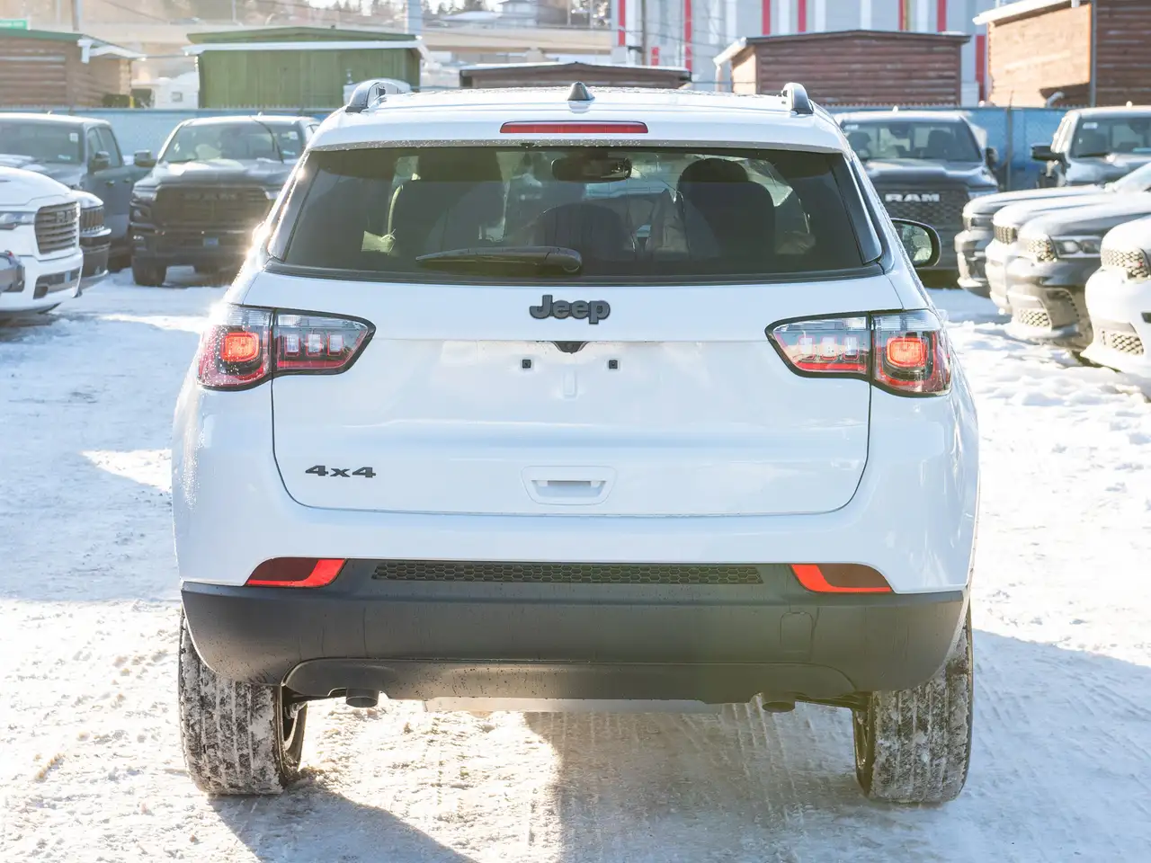 Jeep Compass photo Jeep Compass
