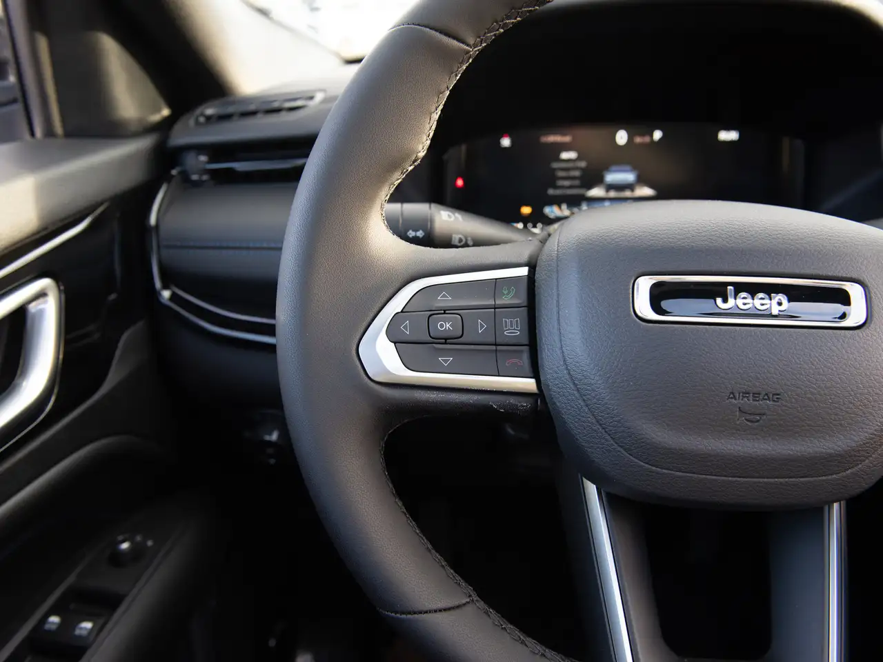 Jeep Compass photo Jeep Compass