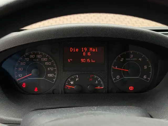 Peugeot Boxer view 14