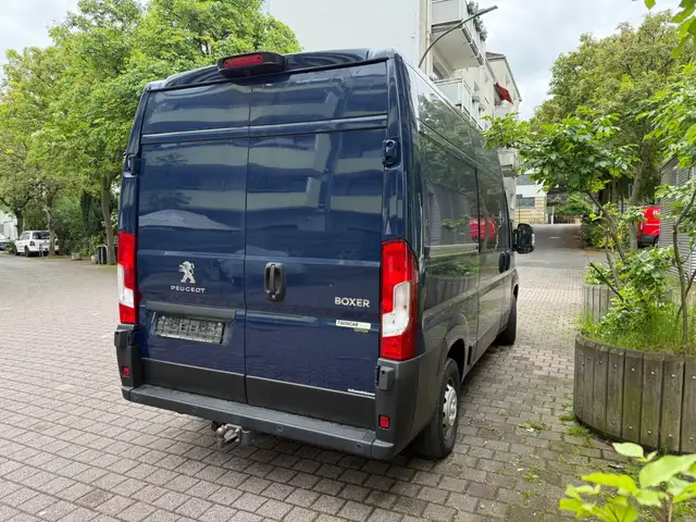 Peugeot Boxer view 4
