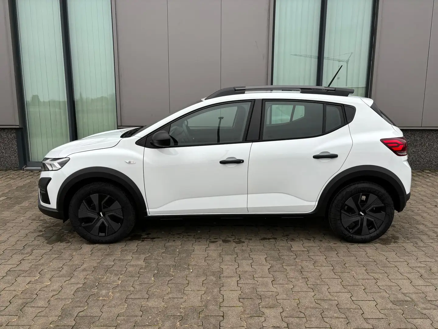 Dacia Sandero Stepway Expression 1.0 TCe 90, Klimaanlage, Par... - 1