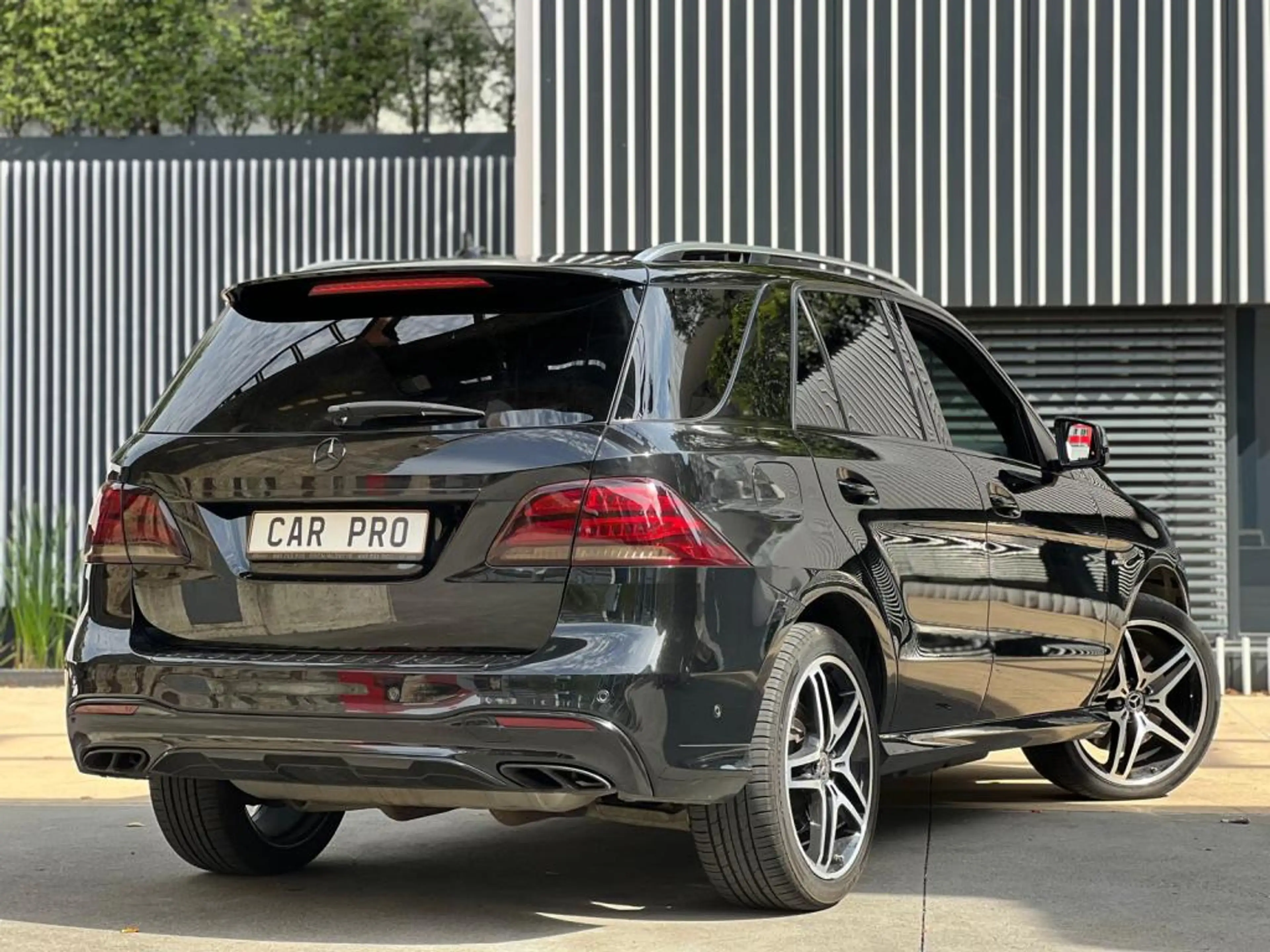 Mercedes-Benz GLE 450 GLE 450 AMG /  4Matic / CAMERA 360 / TOIT PANORAMIQUE / — photo 3