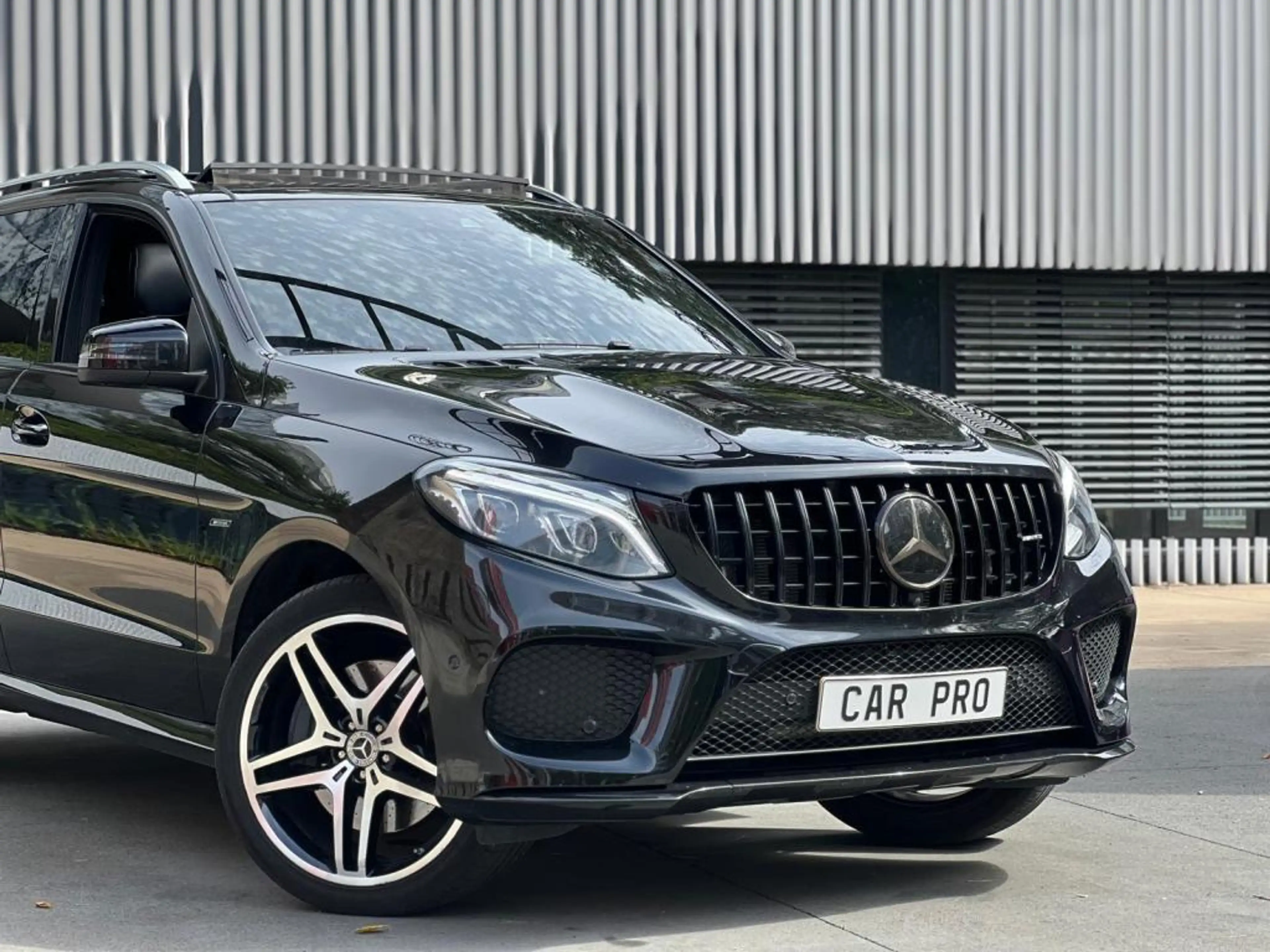 Mercedes-Benz GLE 450 GLE 450 AMG /  4Matic / CAMERA 360 / TOIT PANORAMIQUE / — photo 10