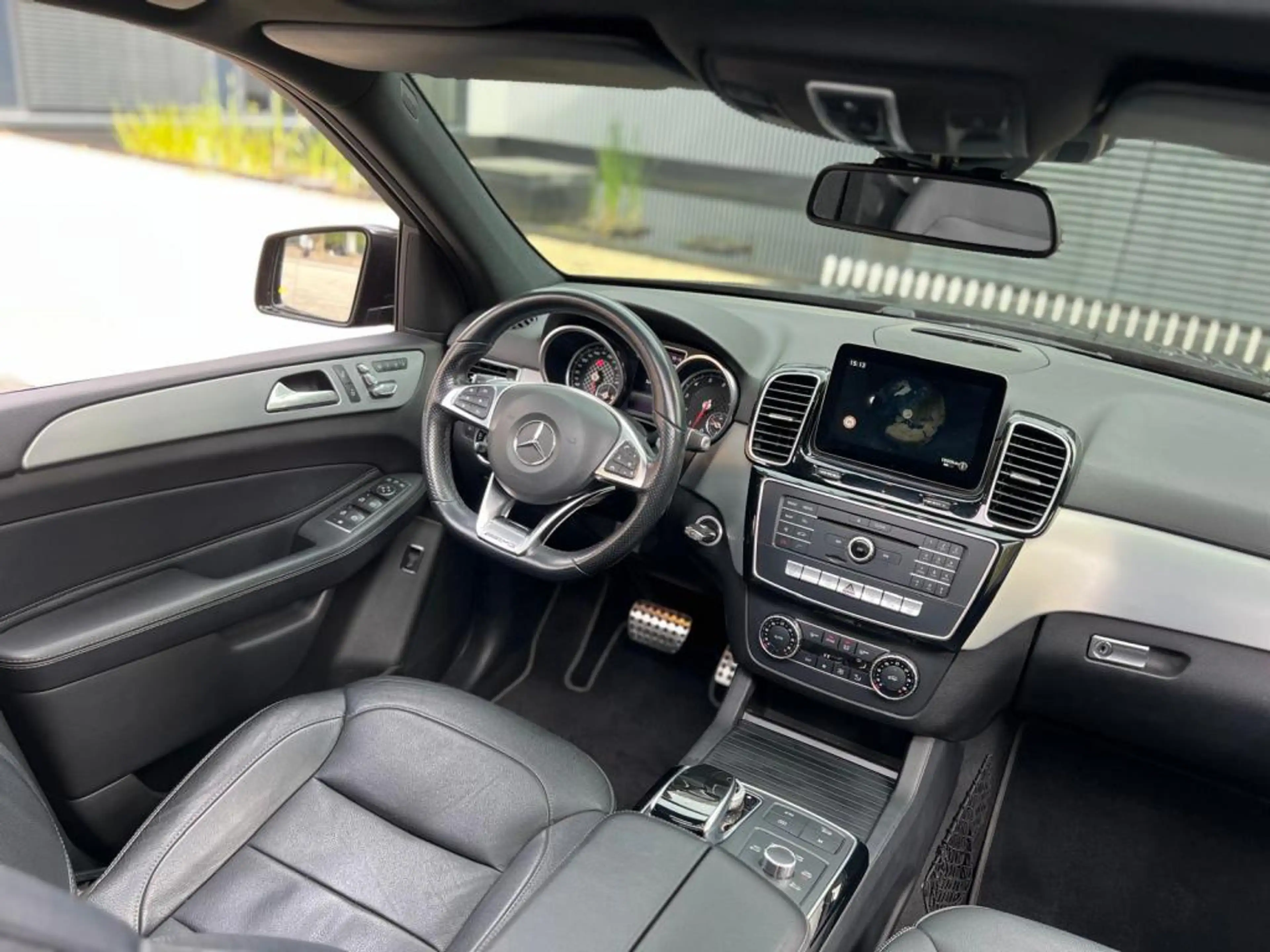 Mercedes-Benz GLE 450 GLE 450 AMG /  4Matic / CAMERA 360 / TOIT PANORAMIQUE / — photo 15