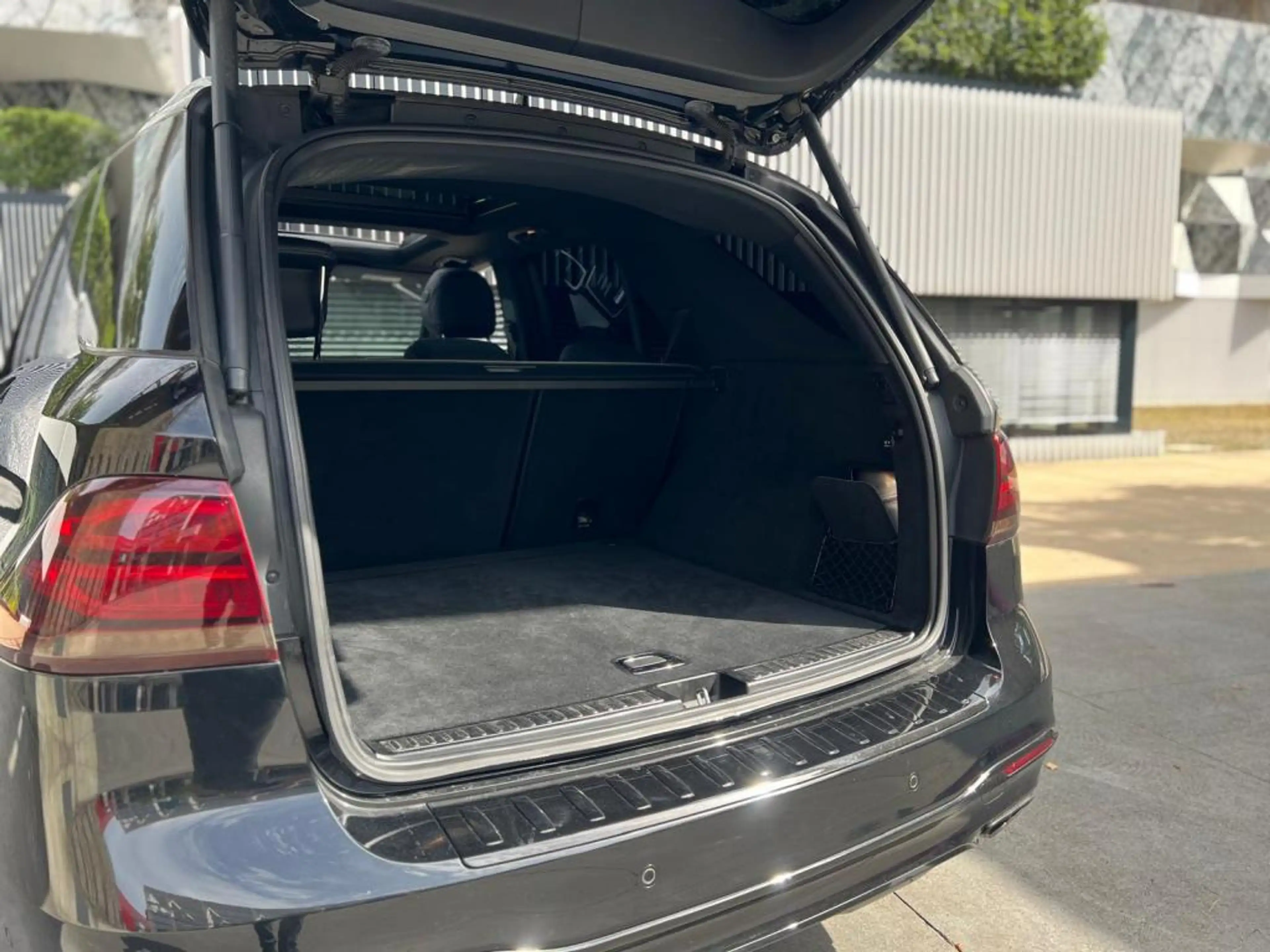 Mercedes-Benz GLE 450 GLE 450 AMG /  4Matic / CAMERA 360 / TOIT PANORAMIQUE / — photo 9