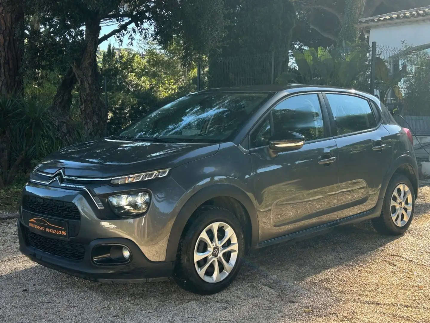 Citroen C3 BlueHDi 100 SS BVM6 Feel Business / 2ÈME MAIN / ORIGINE FRANCE / ENTRETIEN À JOUR Grijs - 2