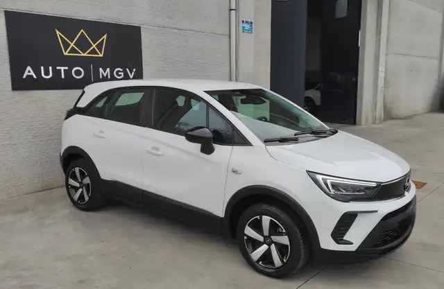 Opel Crossland view 3