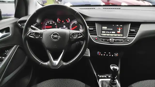 Opel Crossland view 11