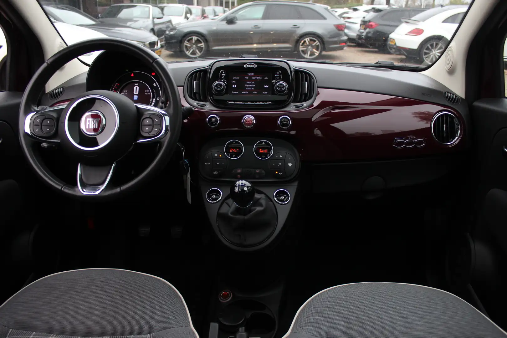 Fiat 500 1.2 Lounge / Panoramadak / Navigatie / Parkeerhulp Rot - 2