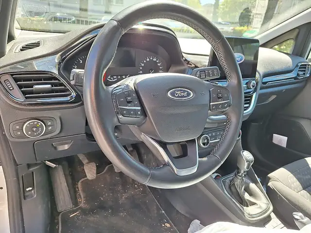 Ford Fiesta view 7