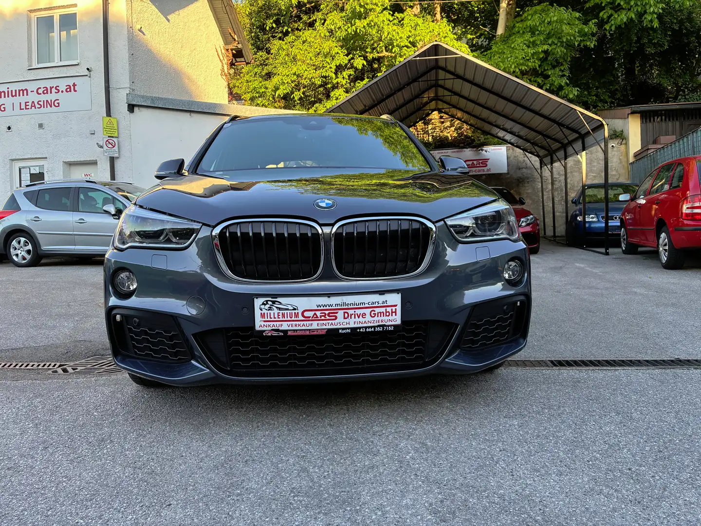 BMW X1 xDrive18d M Sport*Finanzierung Zinssatz fix 6,274% Grau - 2