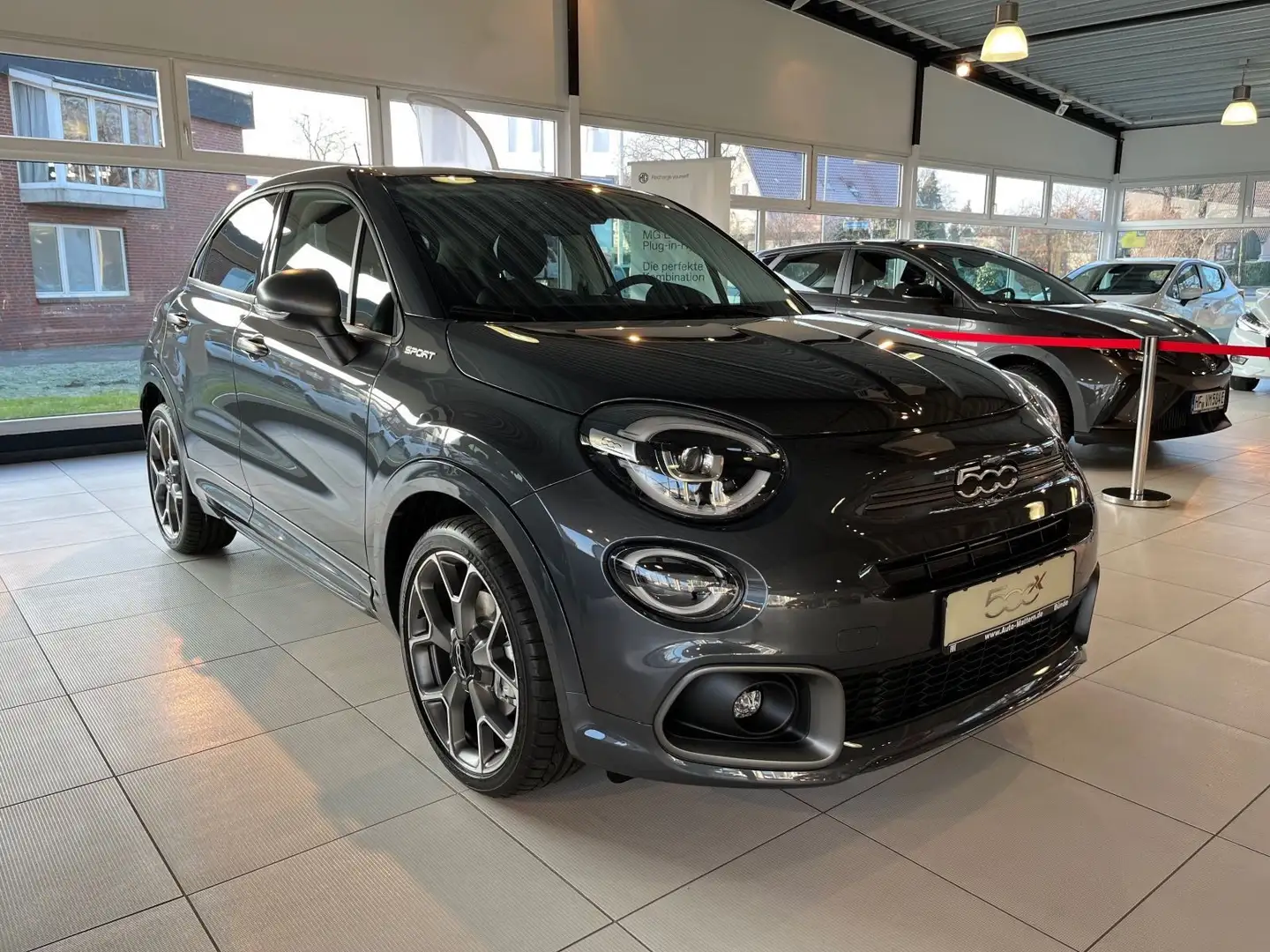 Fiat 500X Sport Hybrid Navi/ LED/ 19"Alufelgen/ uvm. Grau - 2