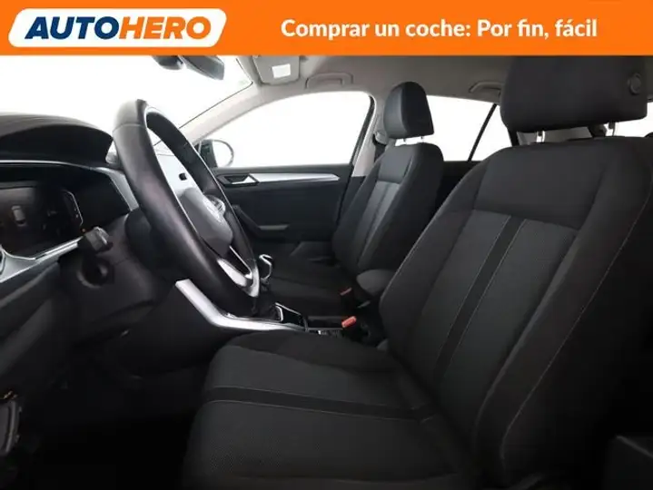 Volkswagen T-Roc 2022, foto 11