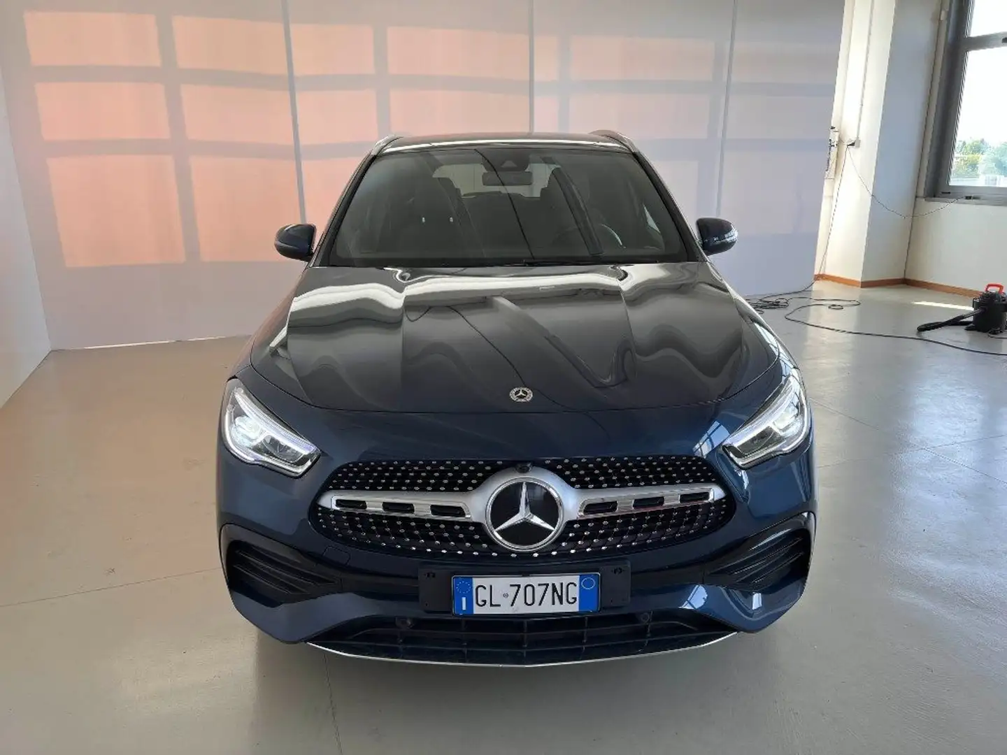 Mercedes-Benz GLA 250 e hybrid EQ Premium Blu/Azzurro - 2