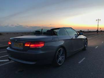 325i Cabrio Aut. RHD