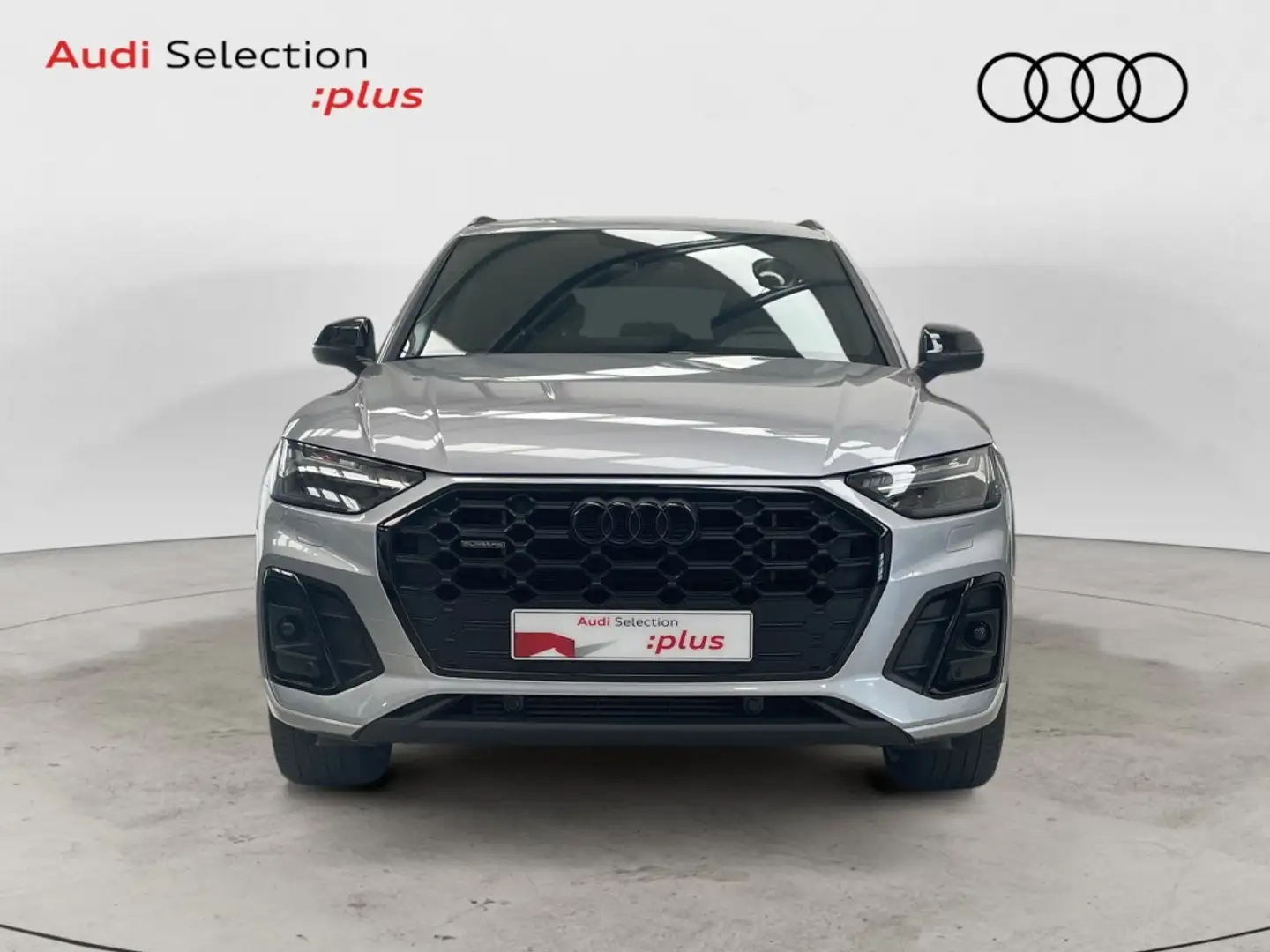 Audi Q5 55 TFSIe Black line quattro-ultra S tronic Plateado - 2