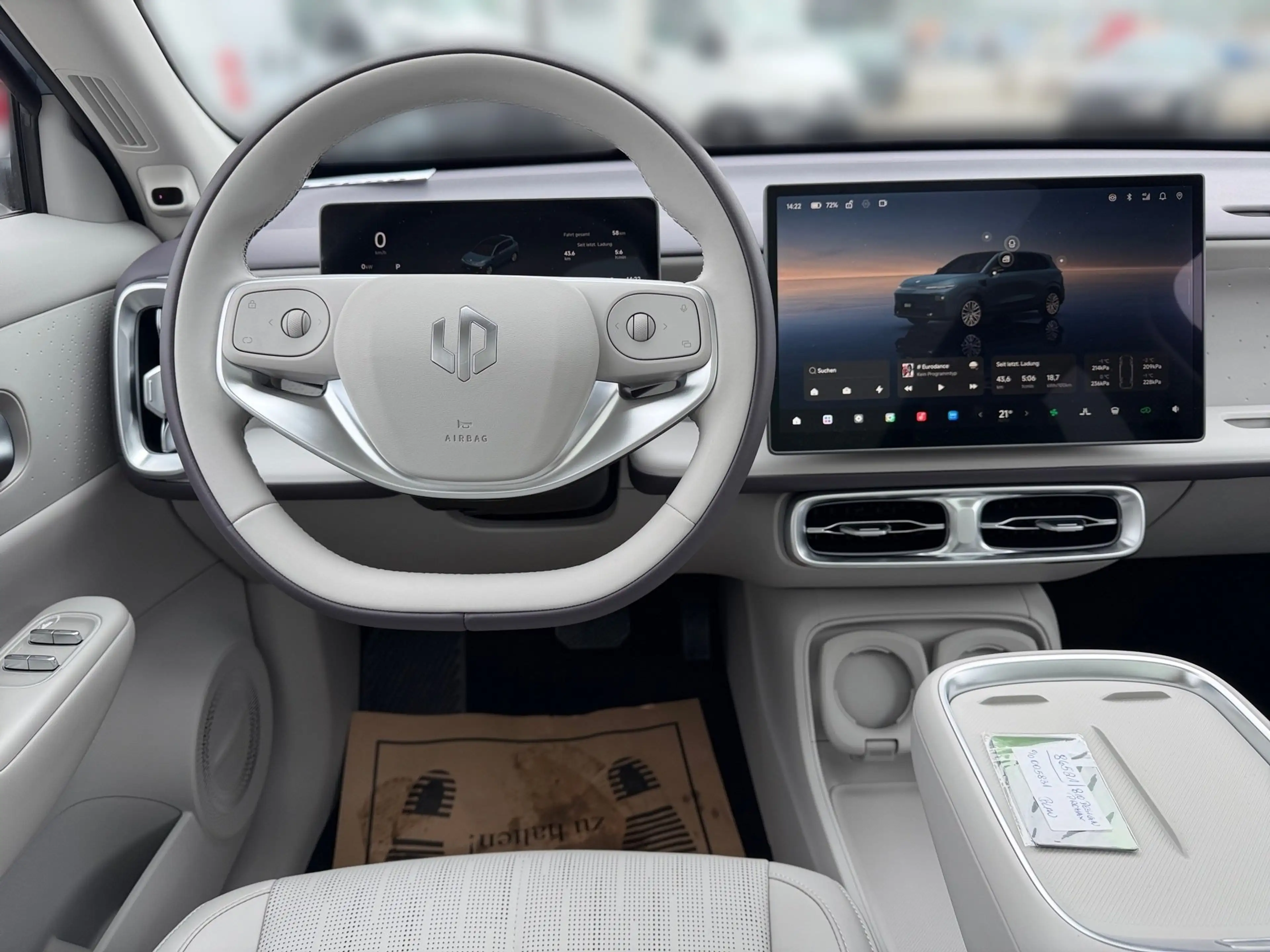 Leapmotor B10 B10 67,1 kWh Design Pro Max — photo 9