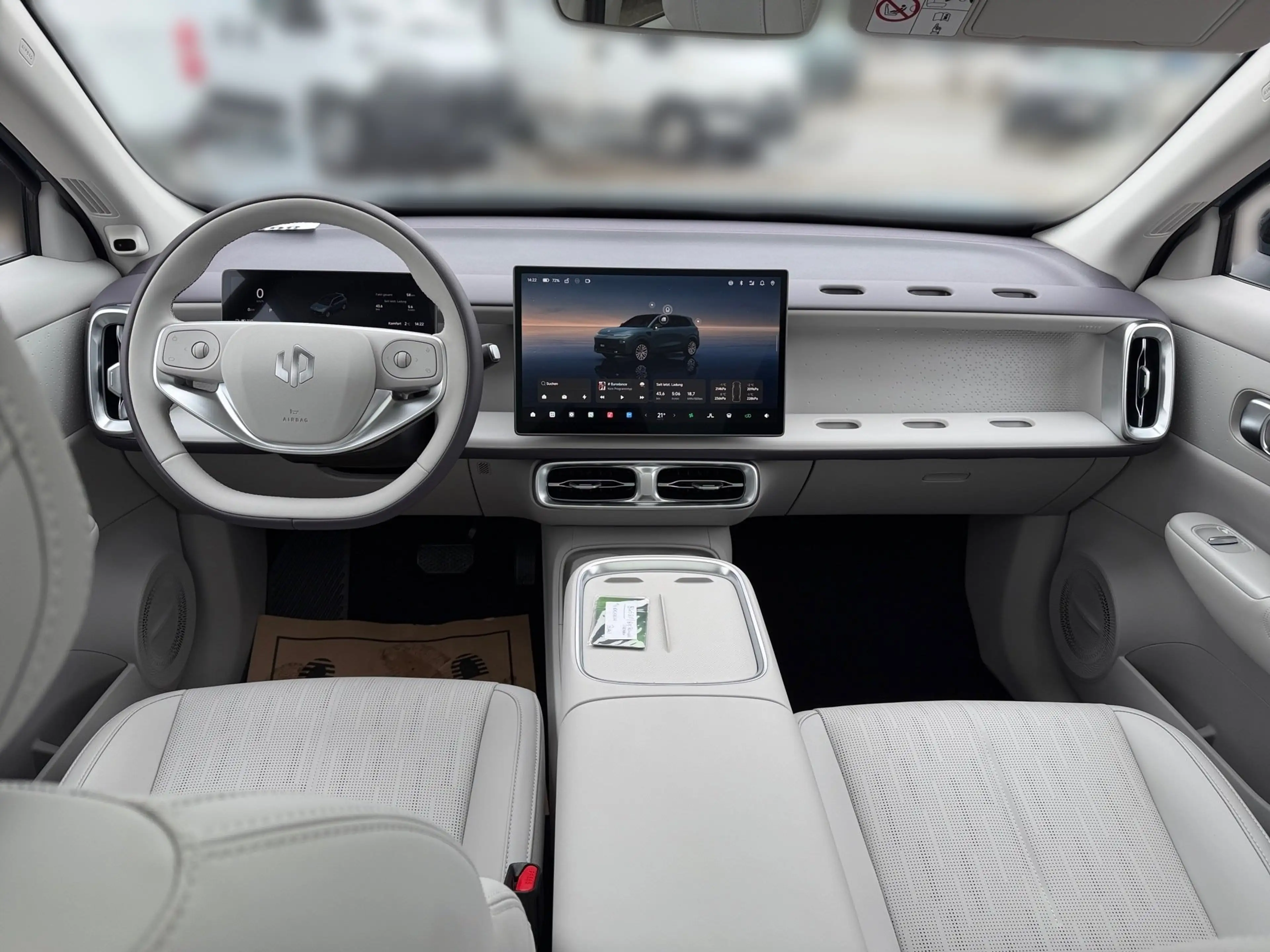 Leapmotor B10 B10 67,1 kWh Design Pro Max — photo 8