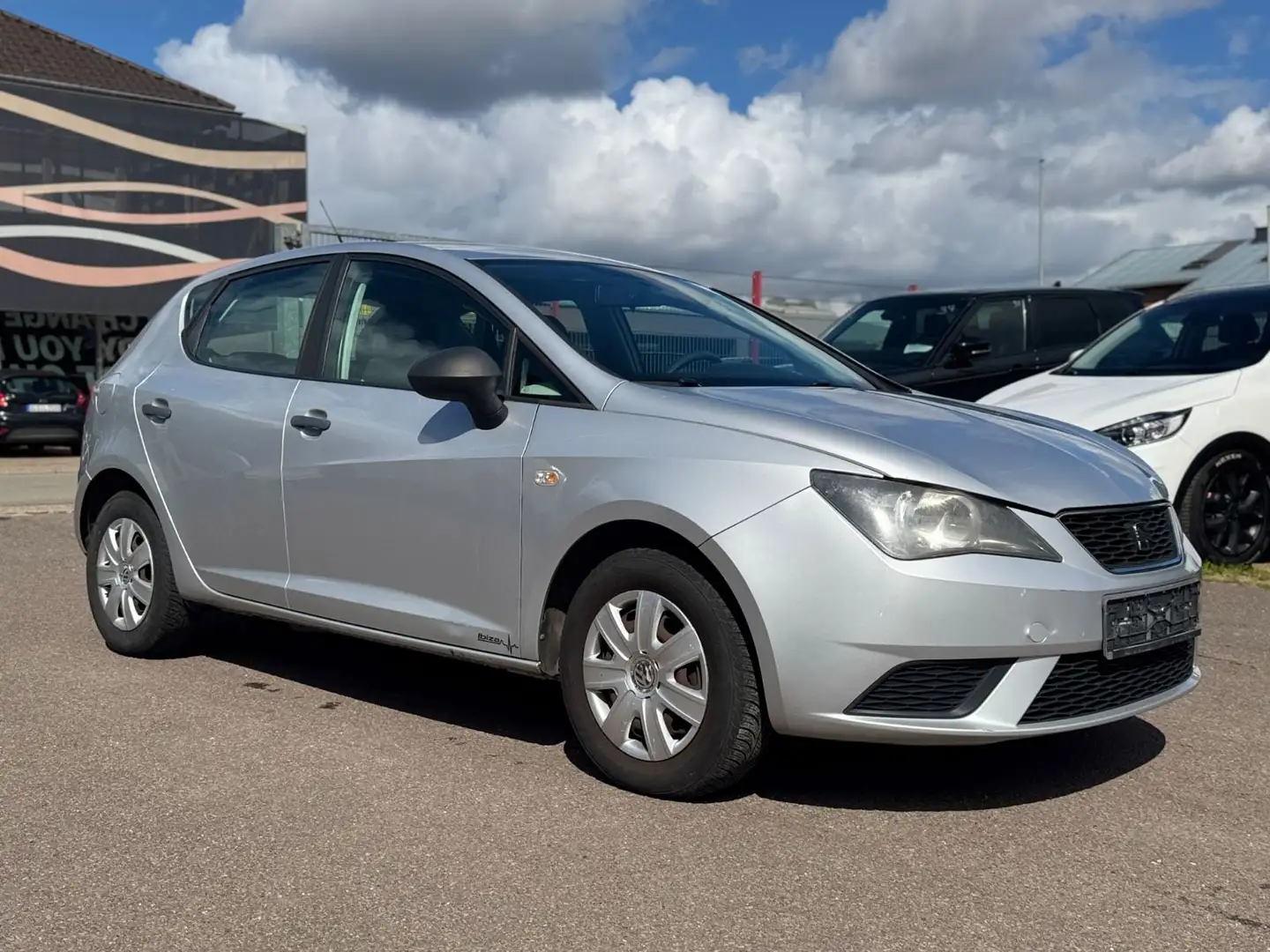 SEAT Ibiza Lim. 1.2i Reference Viva Silber - 2