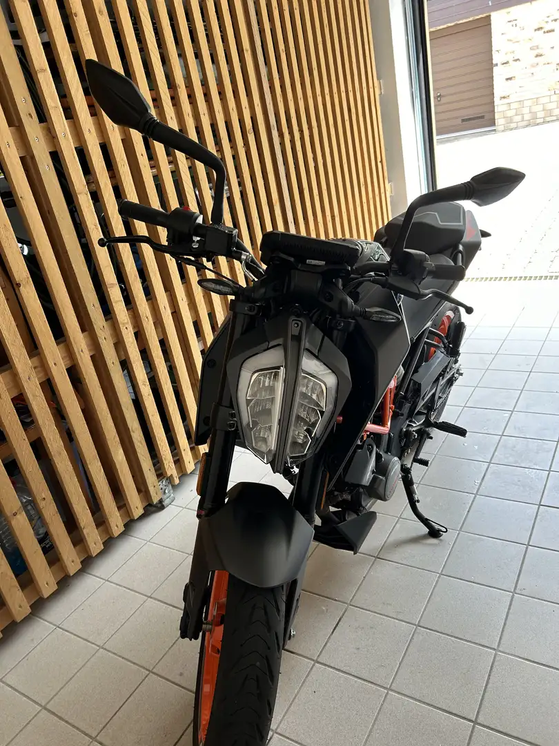 KTM 125 Duke Schwarz - 1
