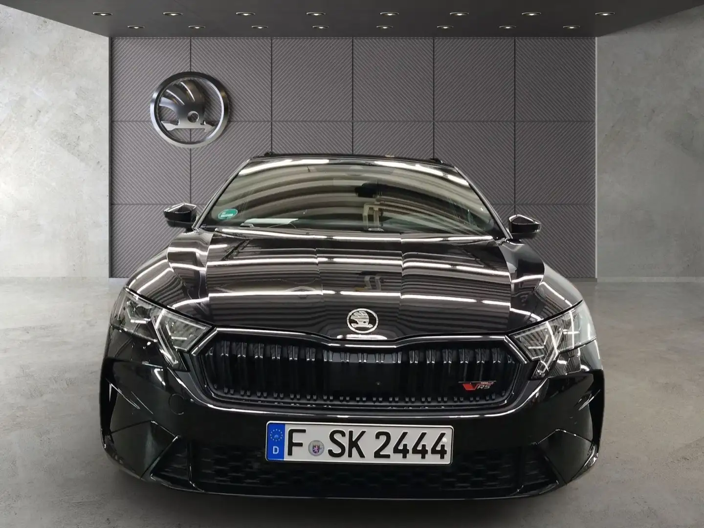 Skoda Octavia Combi RS 2,0 TSI 195 kW 7-Gang-DSG GA Te Schwarz - 2