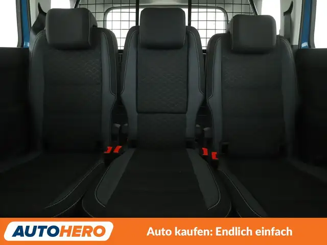 Volkswagen Touran view 15
