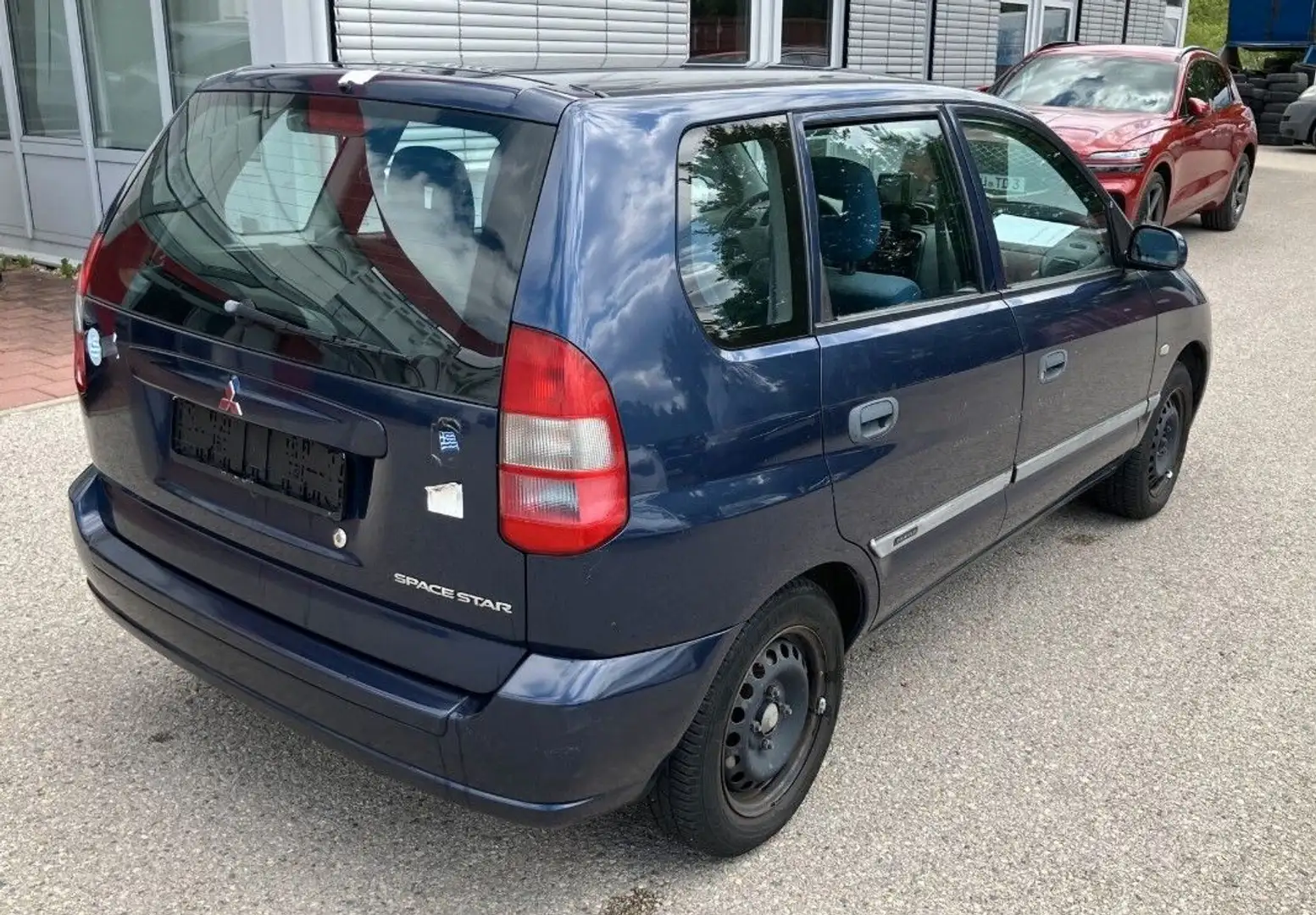 Mitsubishi Space Star 1,3 Family Blau - 2