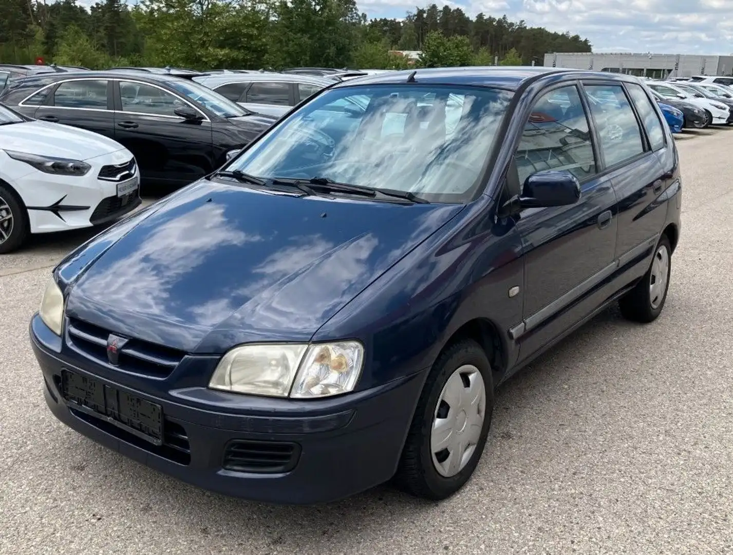 Mitsubishi Space Star 1,3 Family Blau - 1