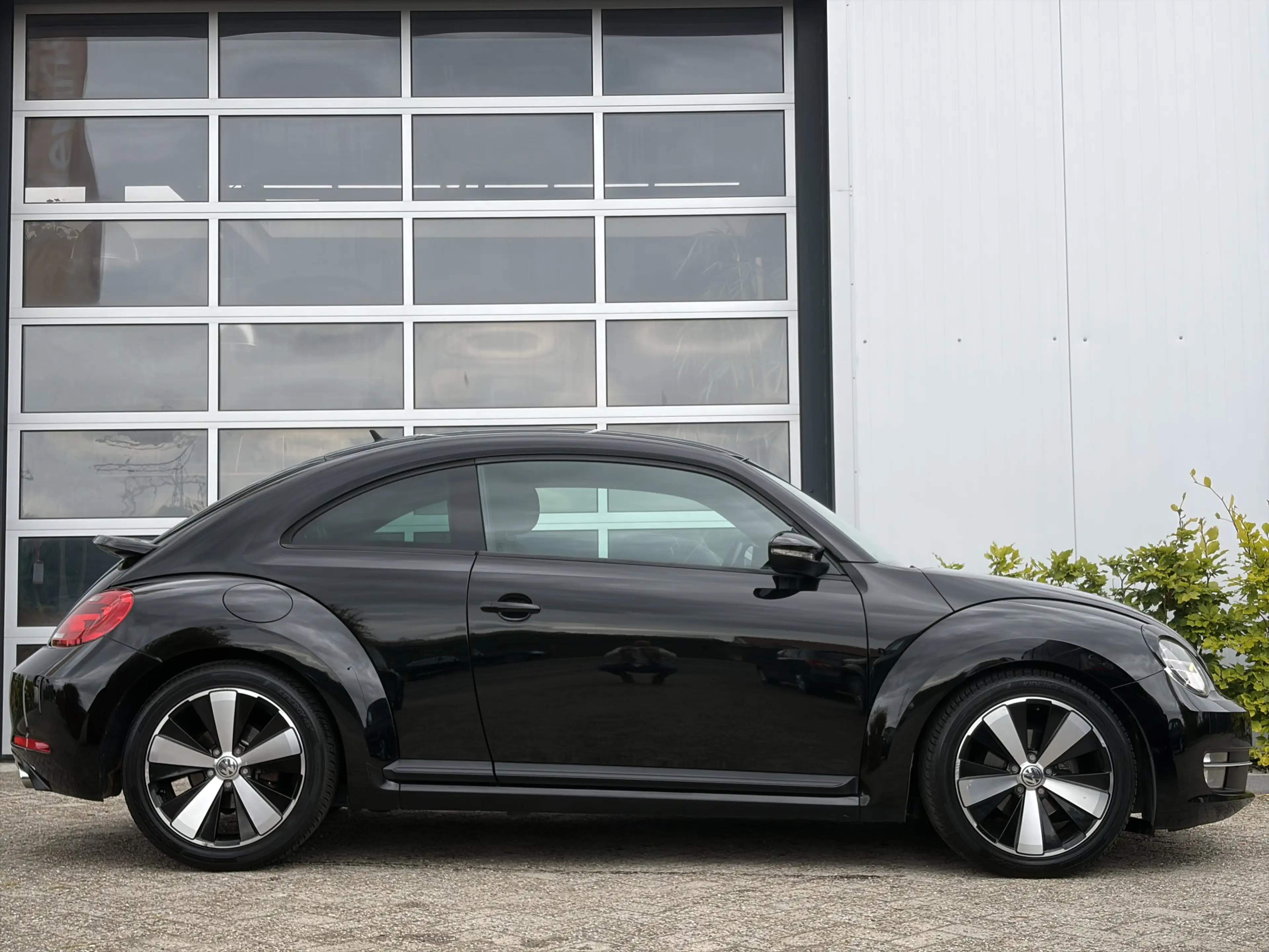 Volkswagen Beetle 1.2 TSI Design ABT pakket 105pk | Nieuwe APK | App — photo 5