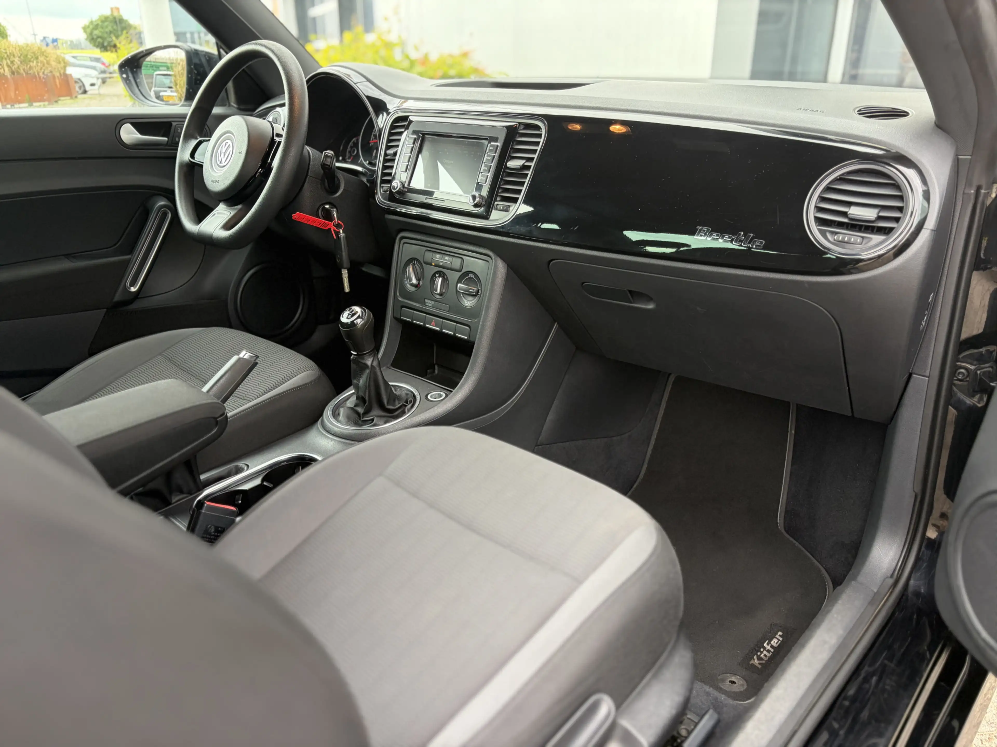 Volkswagen Beetle 1.2 TSI Design ABT pakket 105pk | Nieuwe APK | App — photo 7