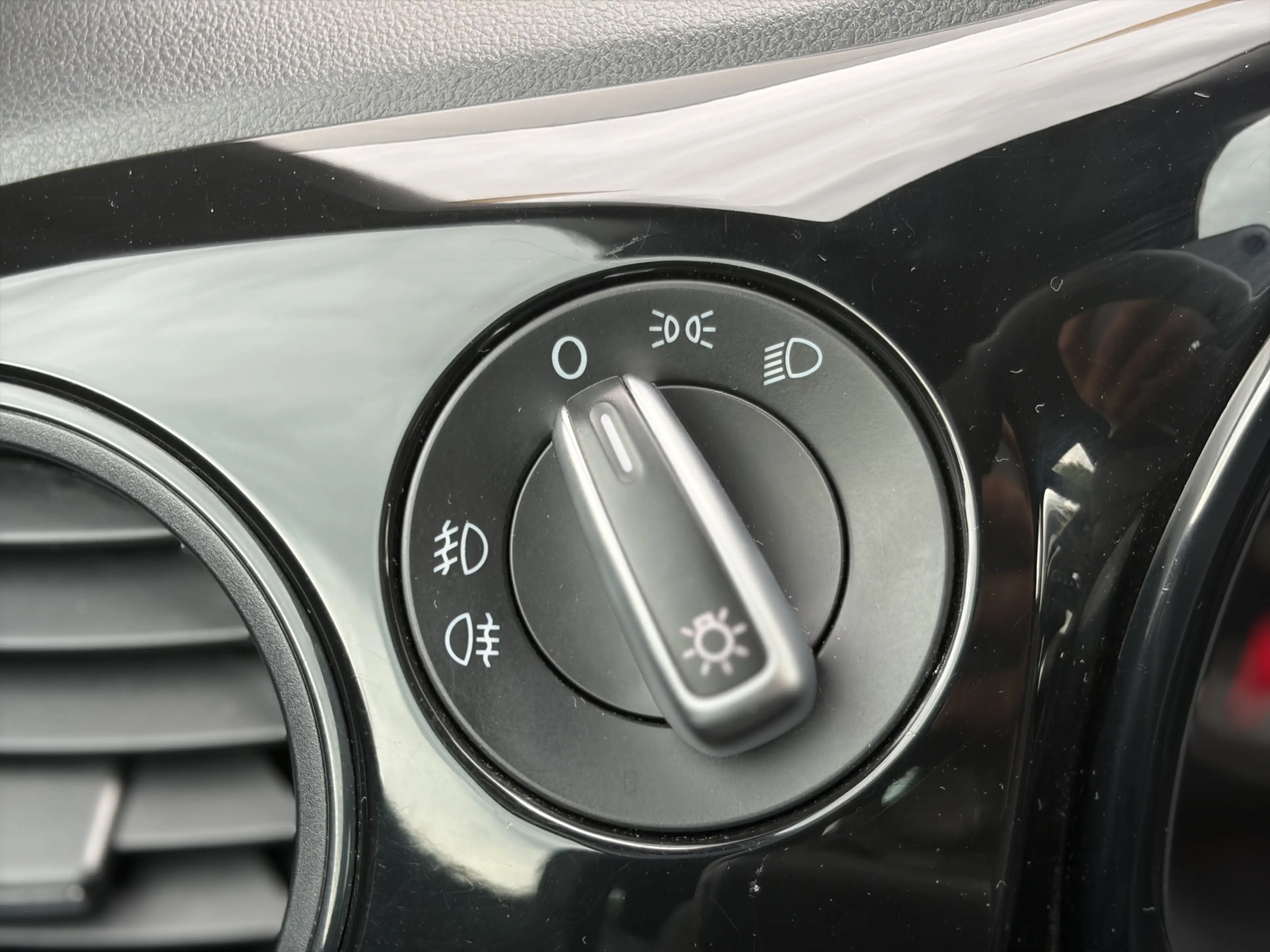 Volkswagen Beetle 1.2 TSI Design ABT pakket 105pk | Nieuwe APK | App — photo 15