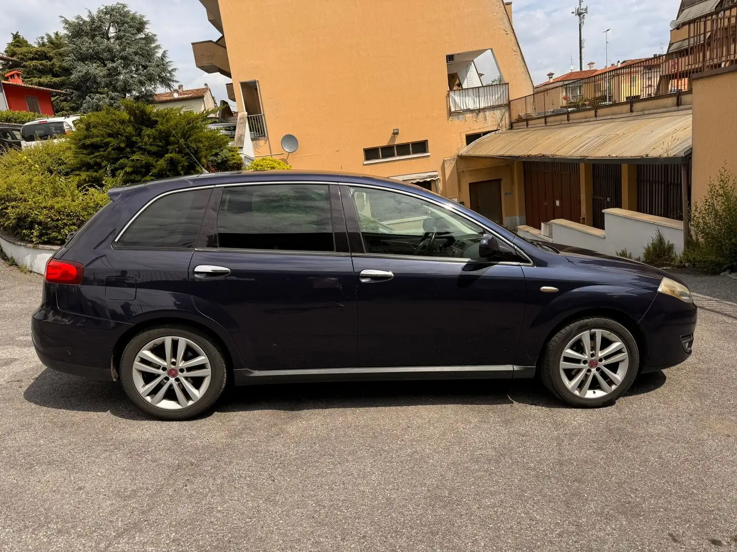 Fiat Croma Croma 1.9 mjt 16v Must 150cv Azul - 1