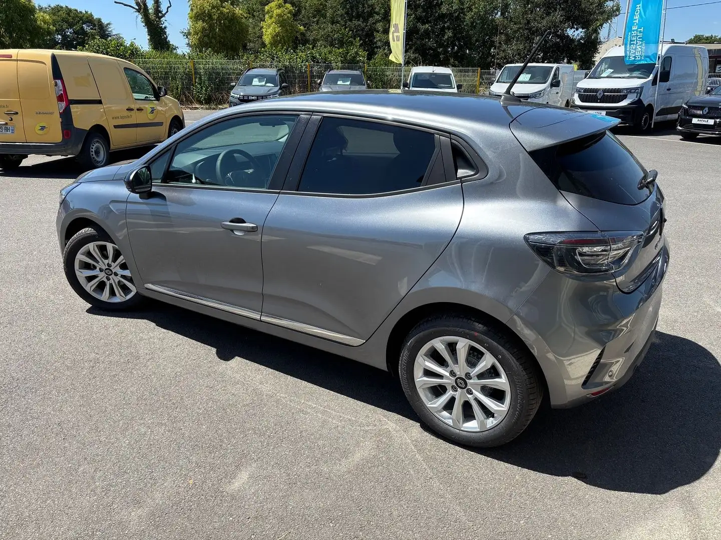 Renault Clio 1.0 TCE 90CH X-TRONIC EVOLUTION - 25 Gris - 2