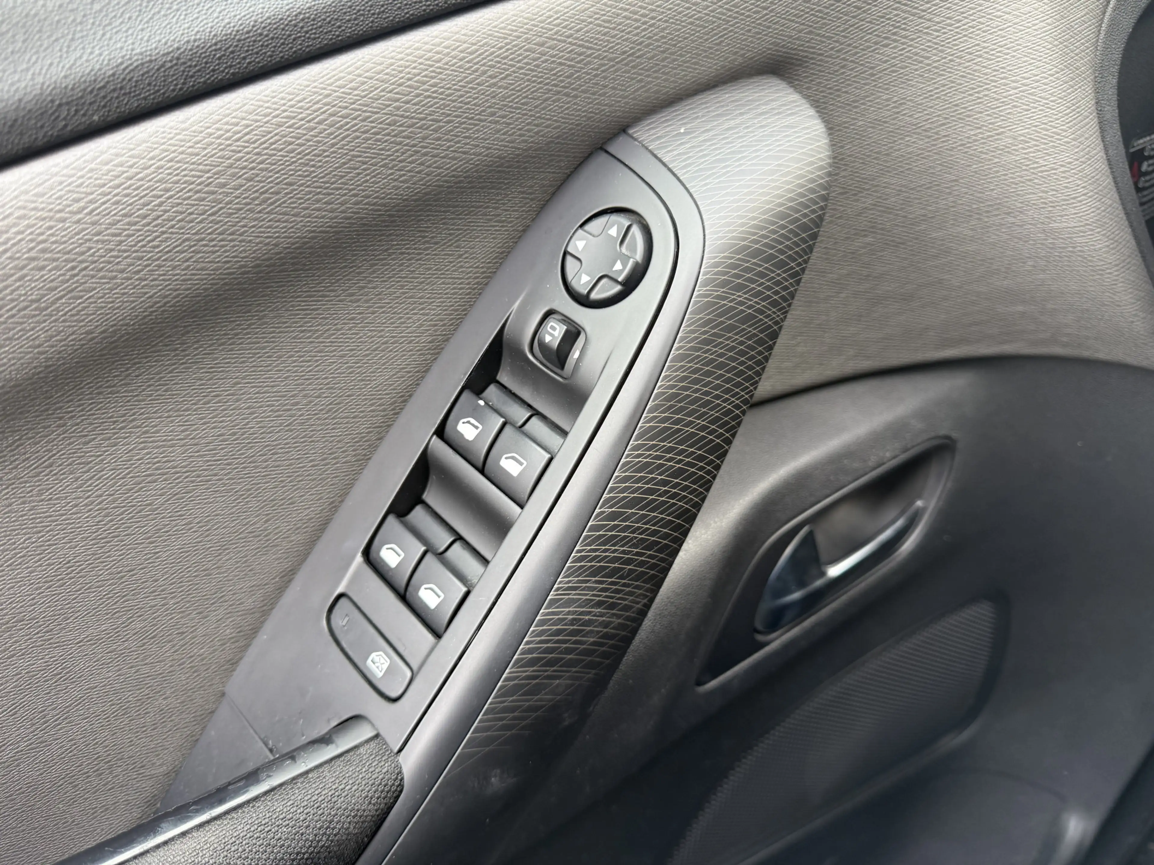 Citroen C4 Picasso 1.6 VTi Intensive Clima, Navi, LM, Cruise, nw. APK — photo 19
