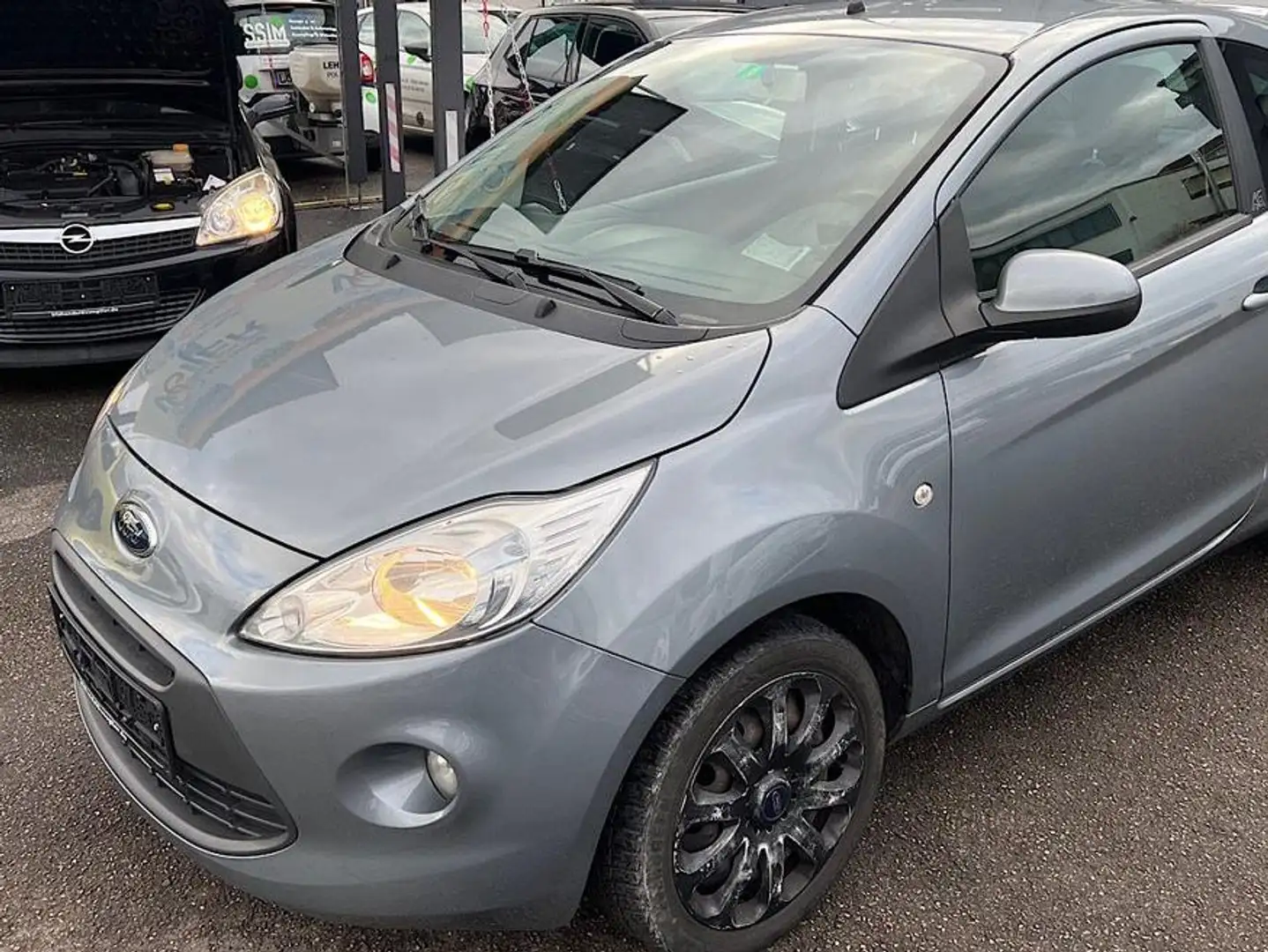 Ford Ka/Ka+ Titanium-aus Schweiz-Tüv neu-F-Scheibe beheizb. Grau - 2