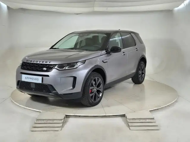 Land Rover Discovery Sport main image