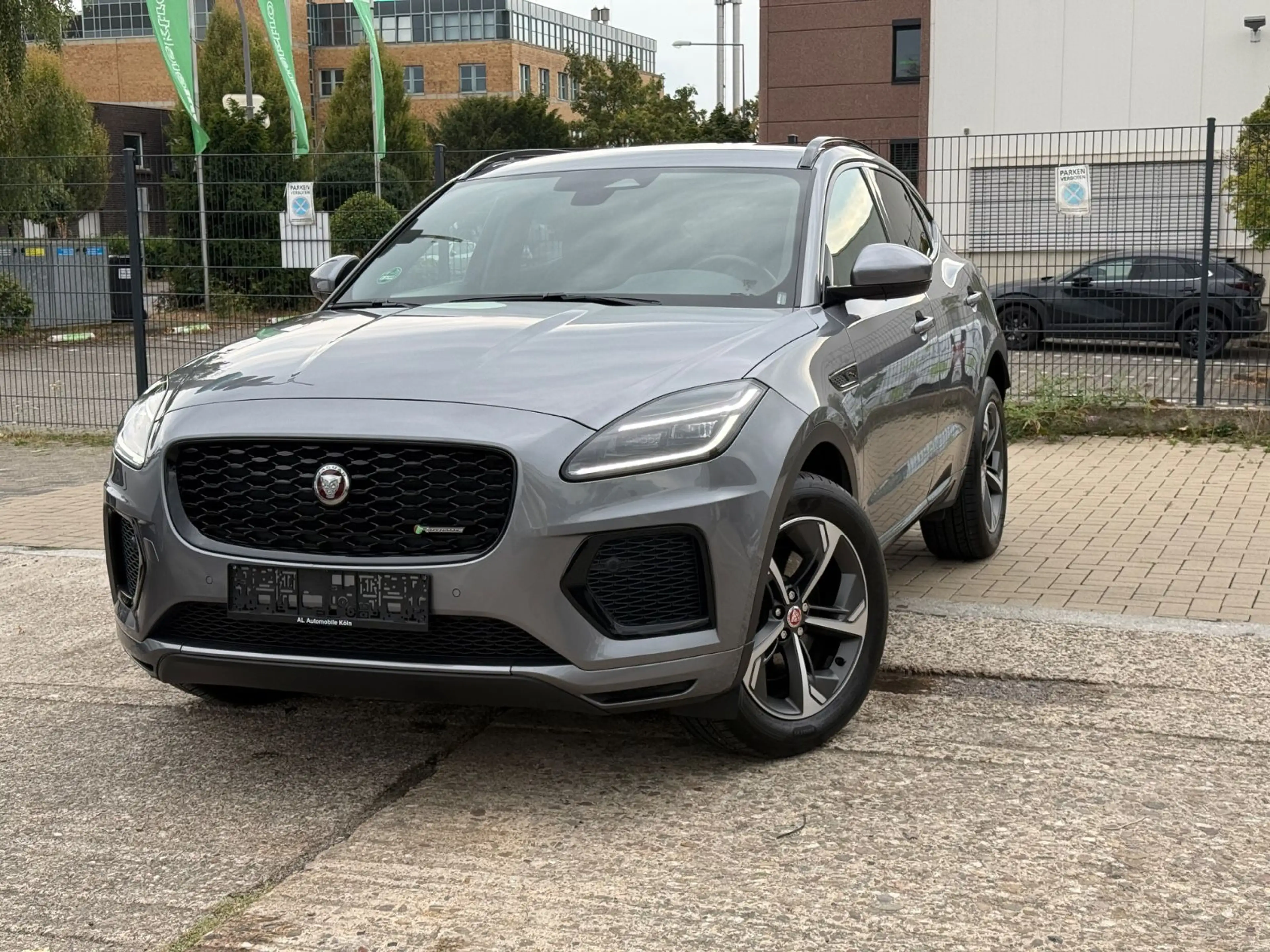 Jaguar E-Pace E-PACE R-Dynamic SE AWD Plug-In Hybrid/Pano/Lede