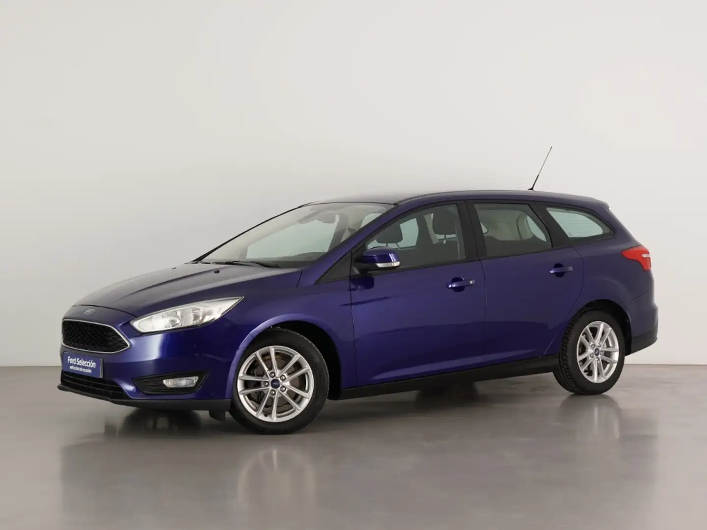 Ford Focus Sb. 1.0 Ecoboost Auto-S&S Trend+ 125 Azul - 1
