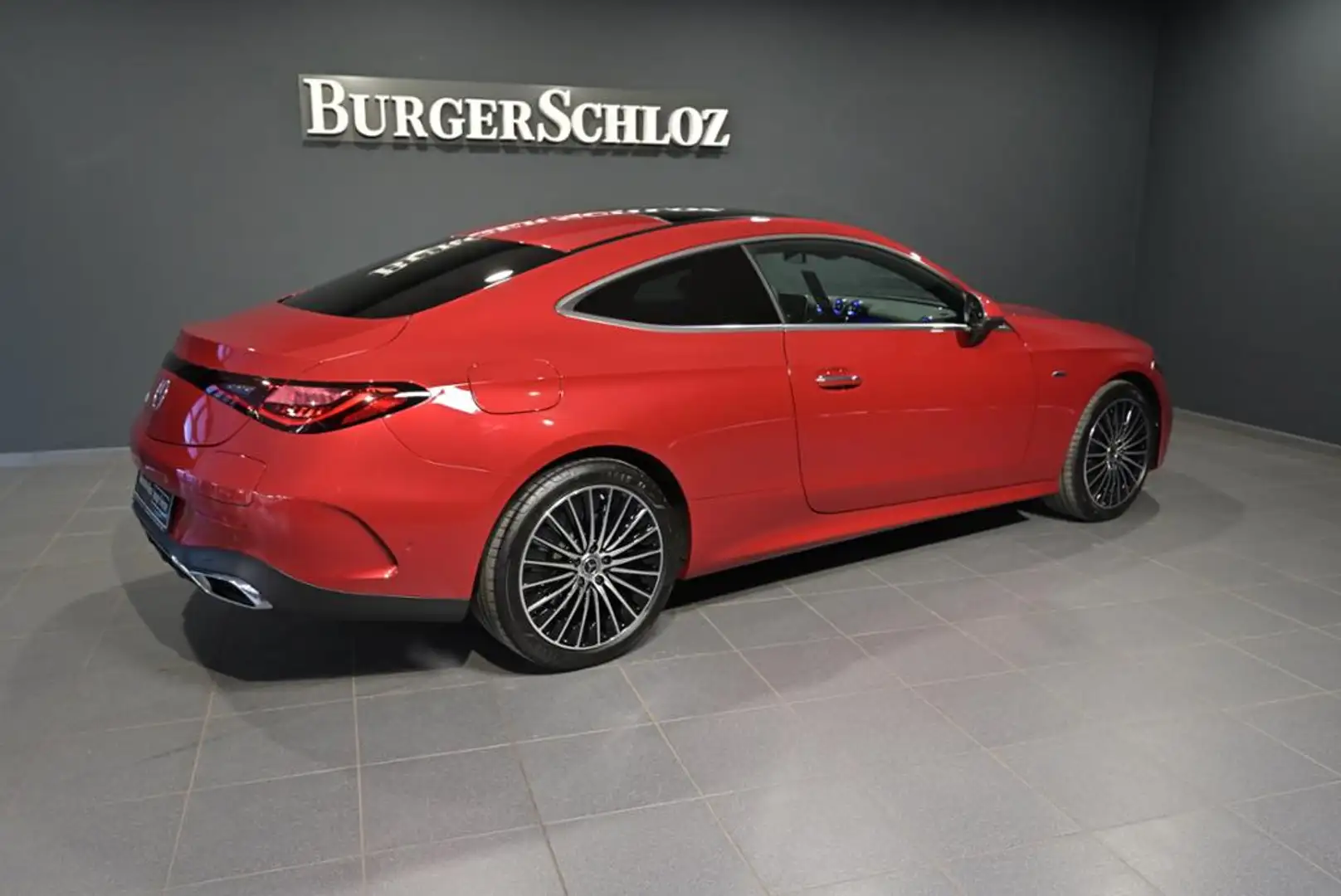 Mercedes-Benz CLE 300 e AMG/DIGITAL/BURM/PANO/DISTRO/MEMORY Rojo - 2