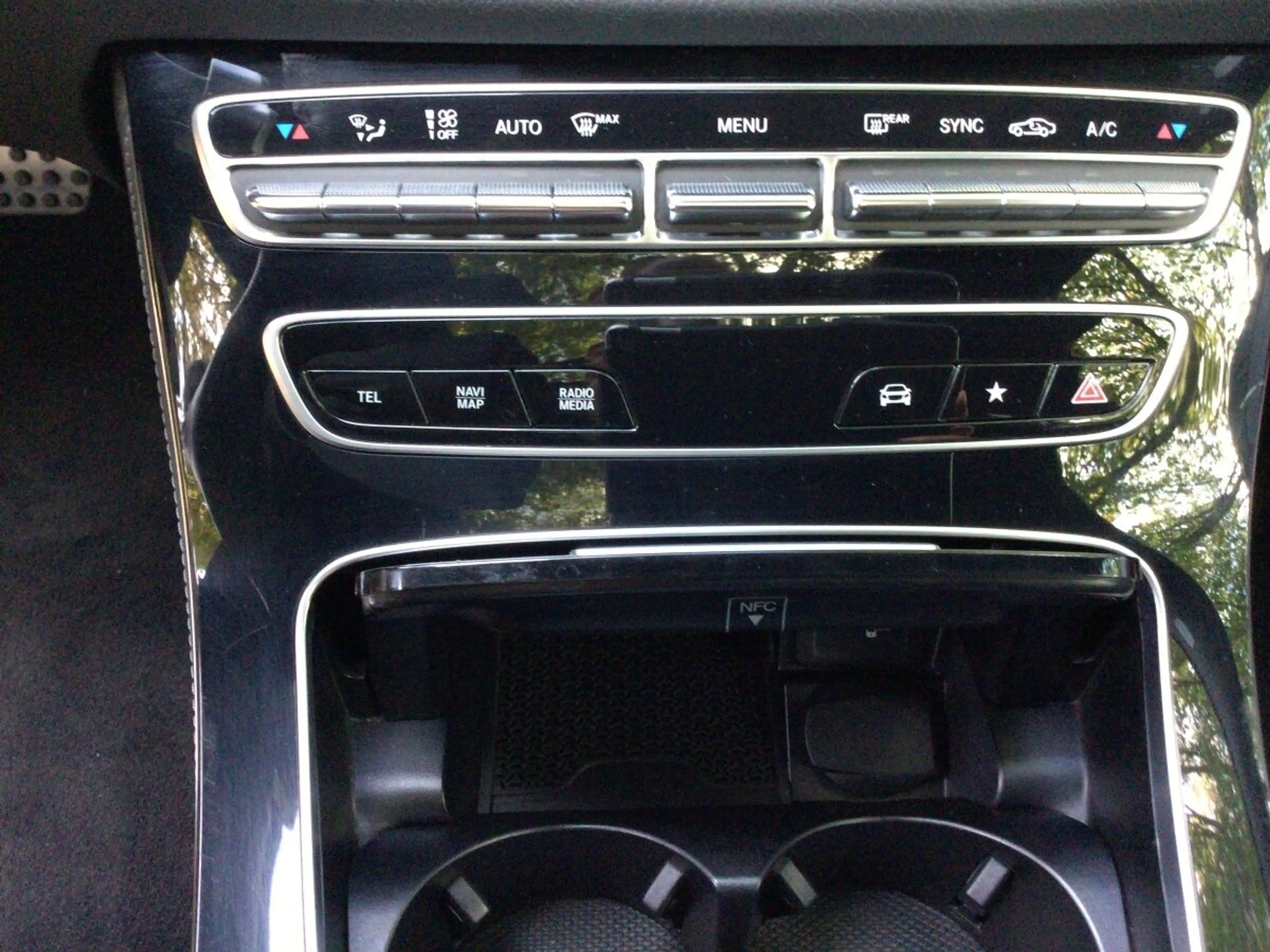 Mercedes-Benz CLS 300 CLS 300 d 4M AMG+SHD+DISTRON+LED+BURMESTER+LEDER — photo 15