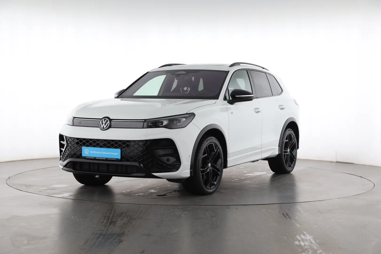 Volkswagen Tiguan 2.0 TDI DSG 4MOTION R-Line BLACK STYLE Weiß - 2
