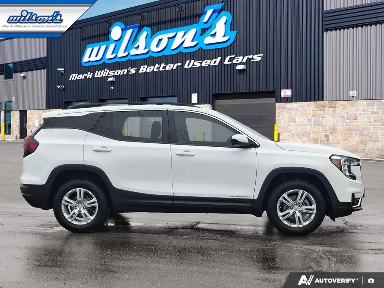 GMC Terrain photo GMC Terrain