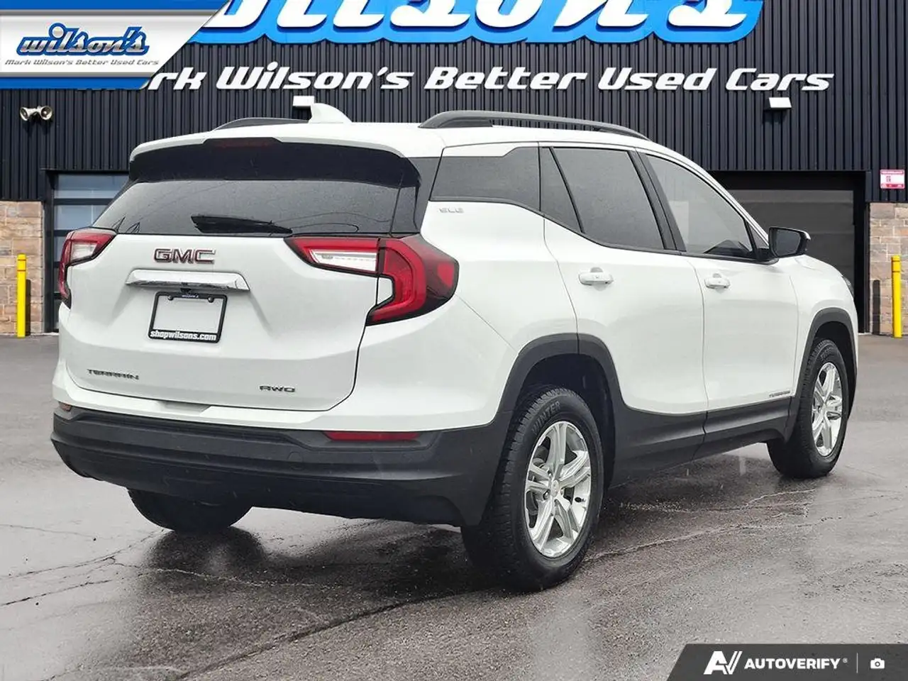 GMC Terrain photo GMC Terrain