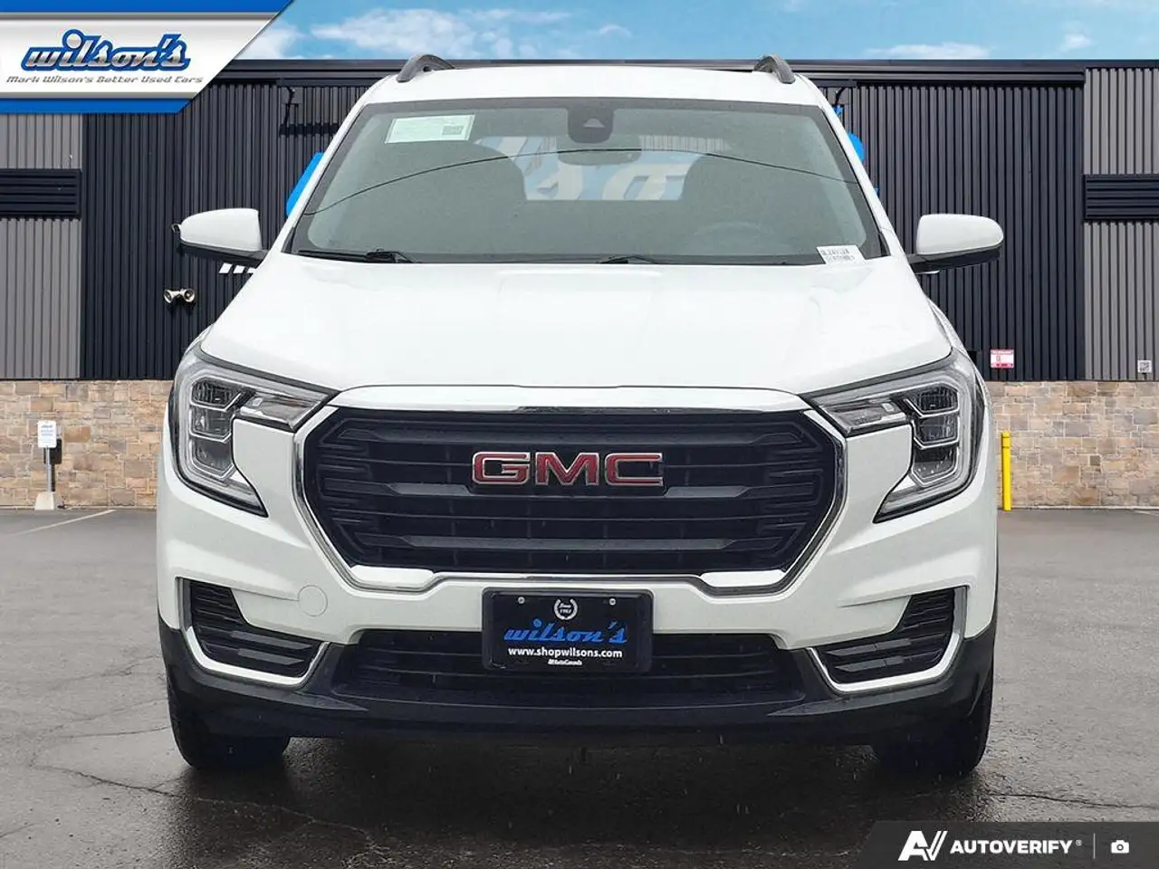 GMC Terrain photo GMC Terrain