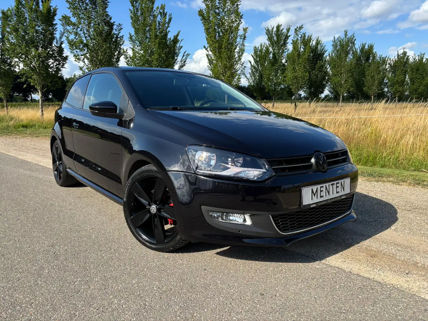 Volkswagen Polo 1.4-16V Highline Zwart - 1