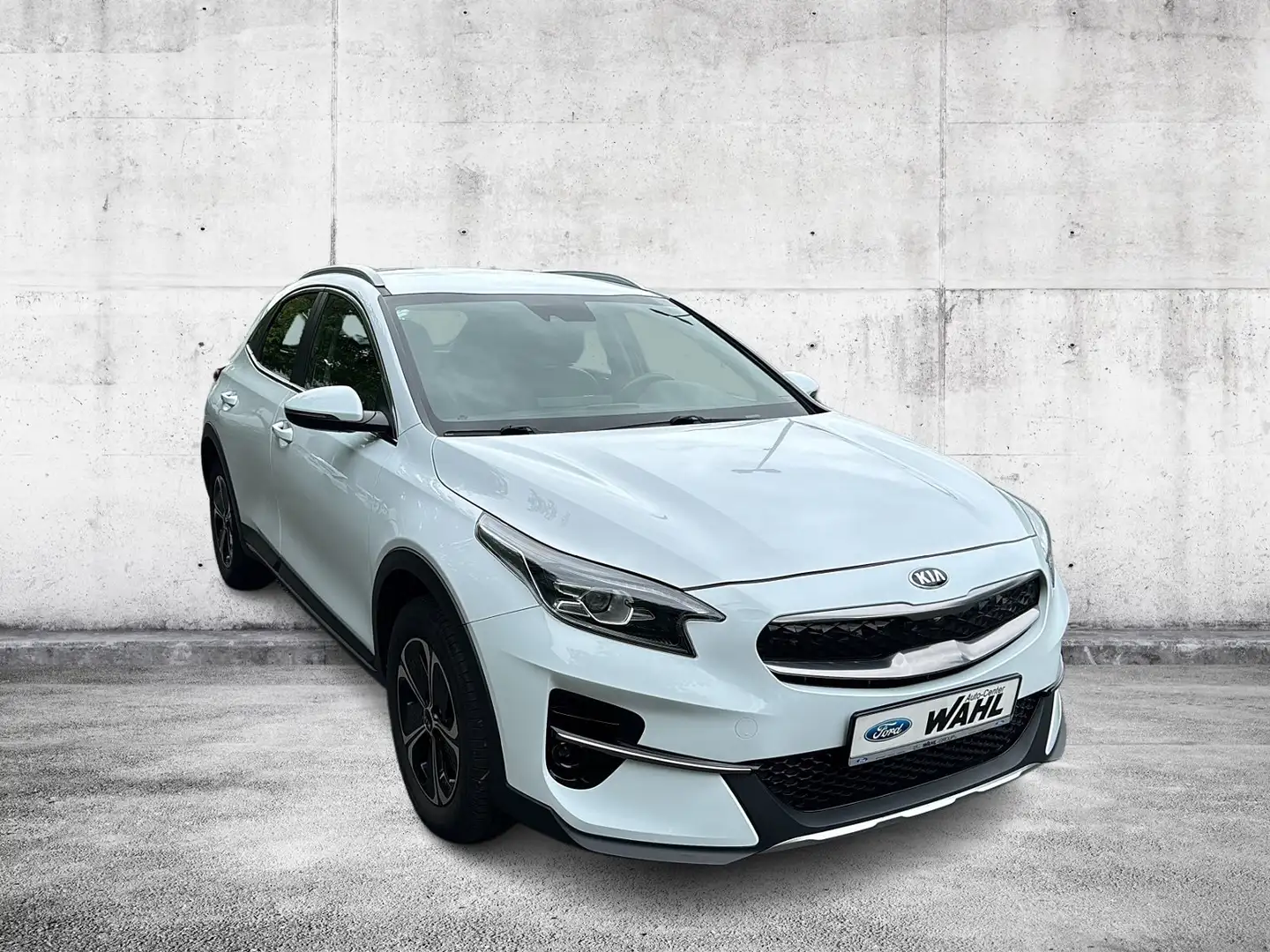 Kia XCeed Plug-in Hybrid Vision DAB LED RFK PDC Blanc - 1