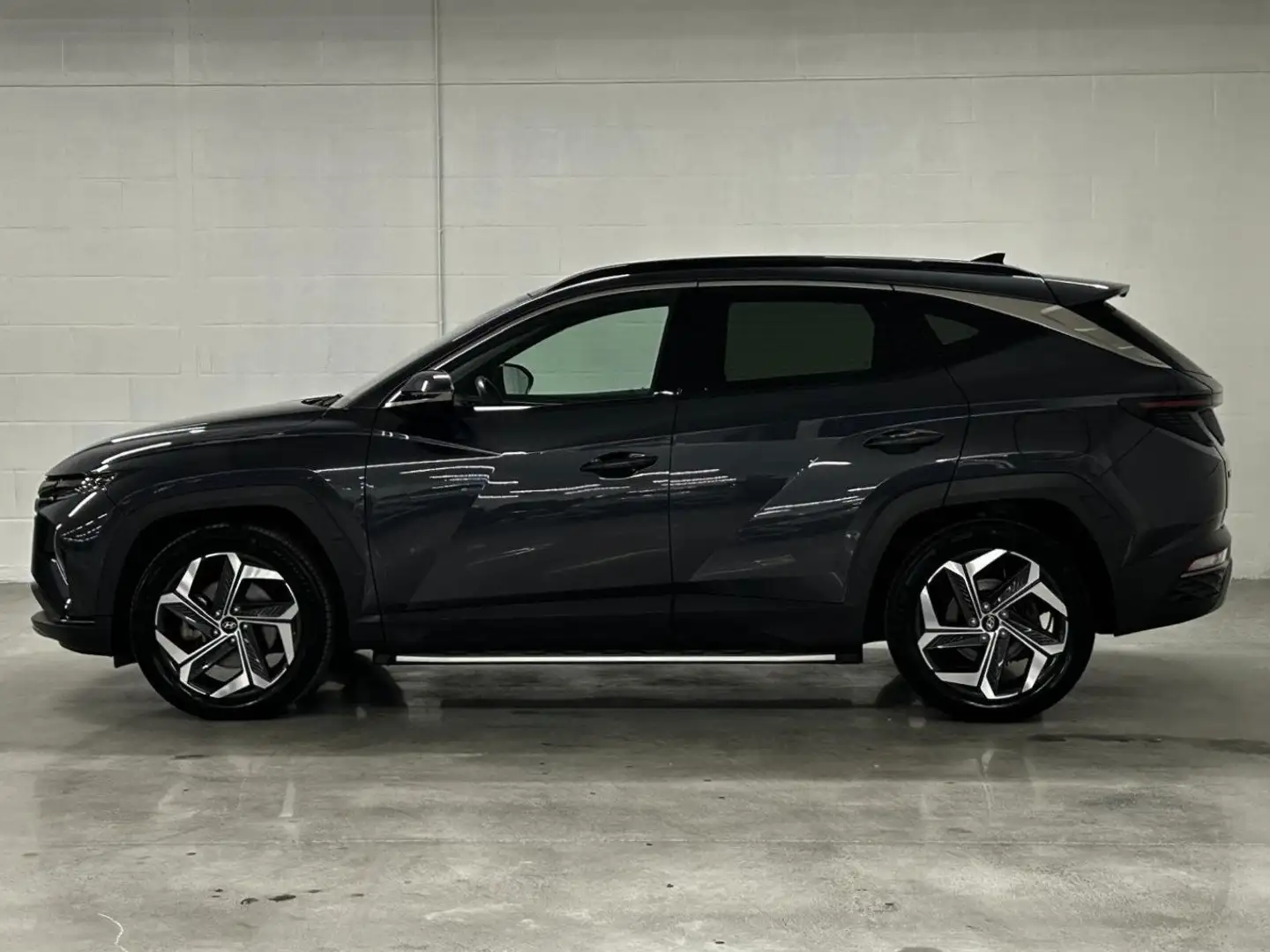 Hyundai TUCSON 1,6 T-GDi HEV Shine Sensation AT - 2