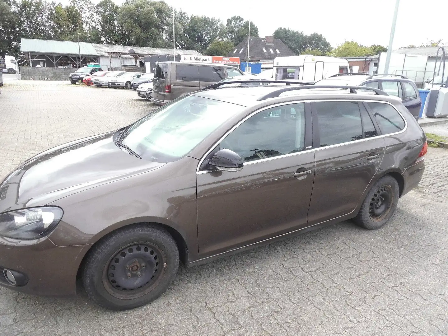 Volkswagen Golf VI Variant 1.6TDI Style Pano/AHK Brun - 2