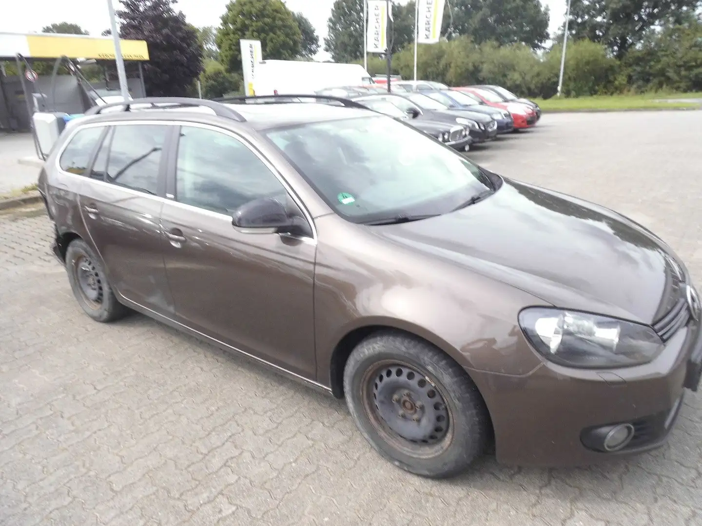 Volkswagen Golf VI Variant 1.6TDI Style Pano/AHK Brun - 1